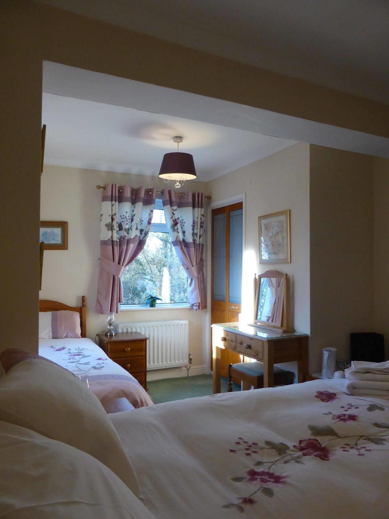 Faviere Guest House Stratford-Upon-Avon Extérieur photo