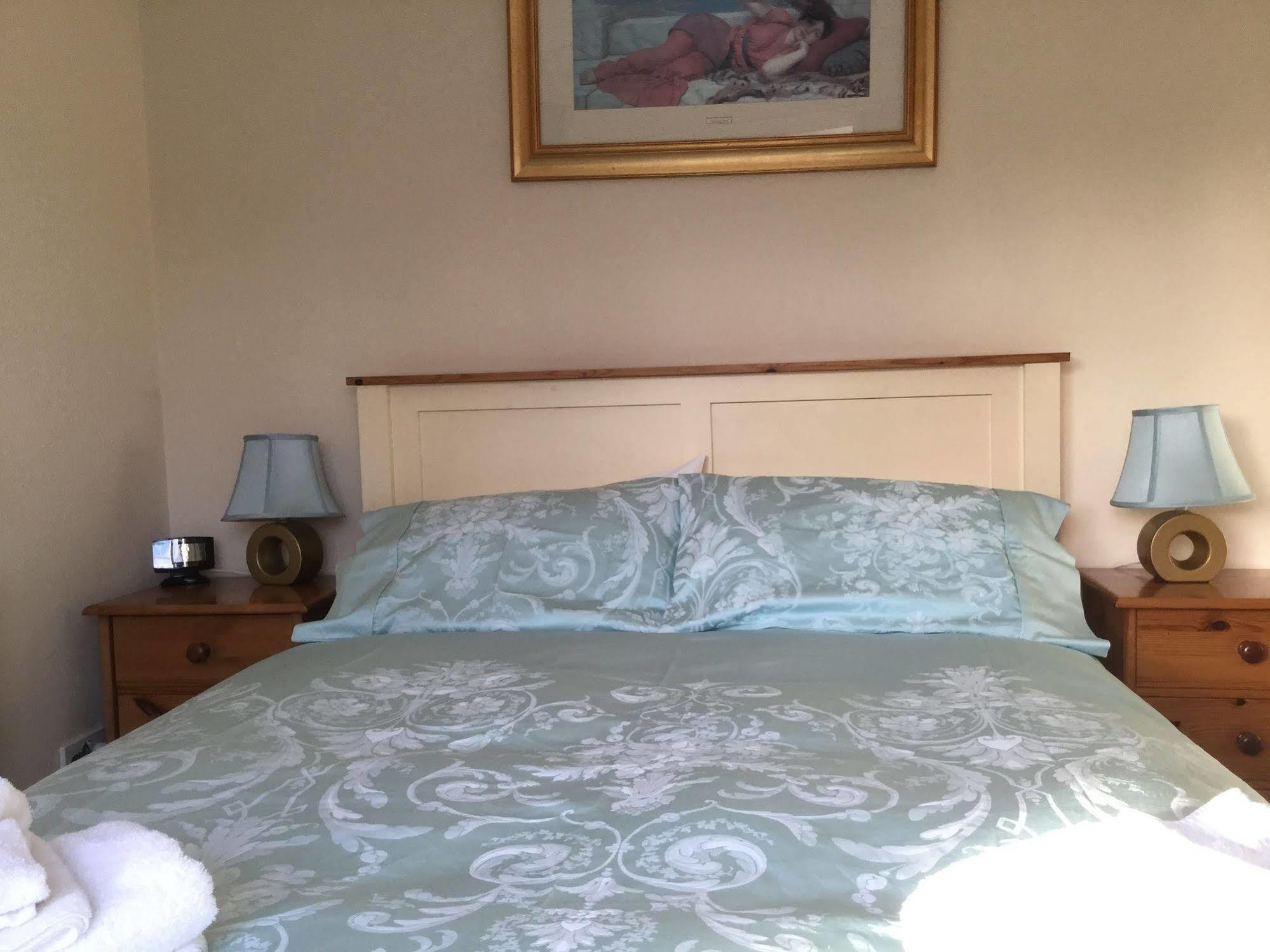 Faviere Guest House Stratford-Upon-Avon Extérieur photo